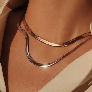 Mejuri Gold Vermeil 16” Herringbone Necklace
